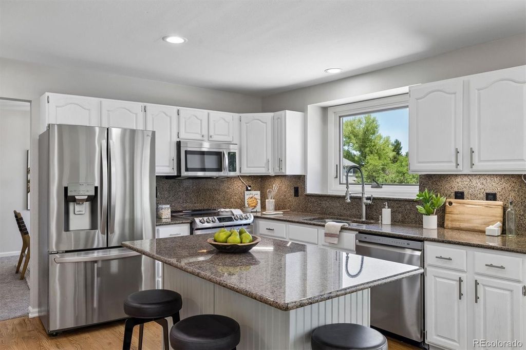 Image 10 of property listing at 2353 Wigan Court, Highlands Ranch, CO 80126