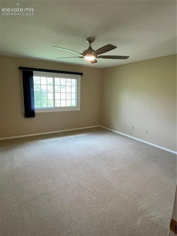 1425 Vondelpark Drive, Colorado Springs, CO 80907