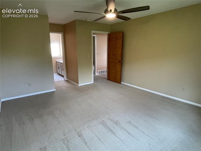 1425 Vondelpark Drive, Colorado Springs, CO 80907