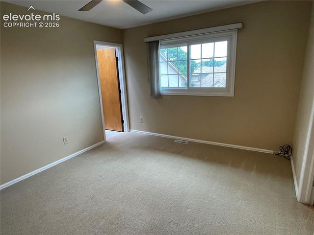 1425 Vondelpark Drive, Colorado Springs, CO 80907