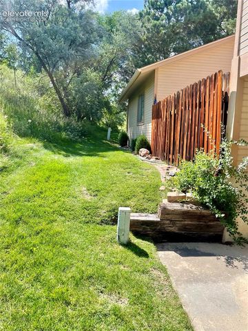 1425 Vondelpark Drive, Colorado Springs, CO 80907