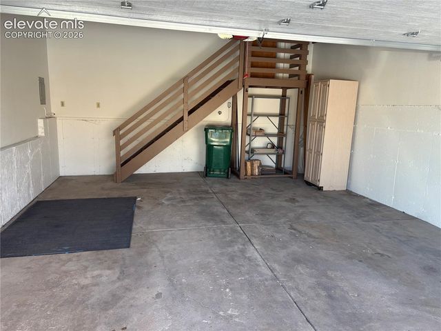 1425 Vondelpark Drive, Colorado Springs, CO 80907