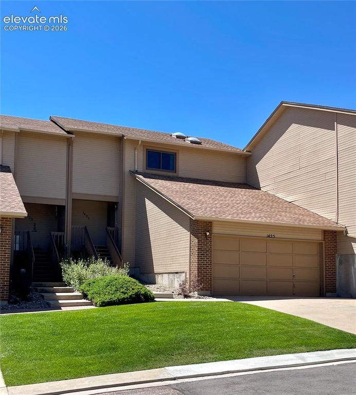 1425 Vondelpark Drive, Colorado Springs, CO 80907