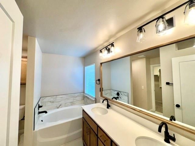 13305 SW 5th Street, Yukon, OK 73099