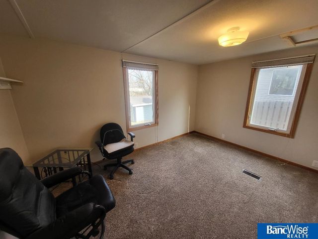 2220 W Laguna Road, Lincoln, NE 68522