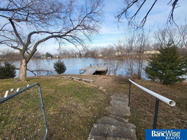 2220 W Laguna Road, Lincoln, NE 68522