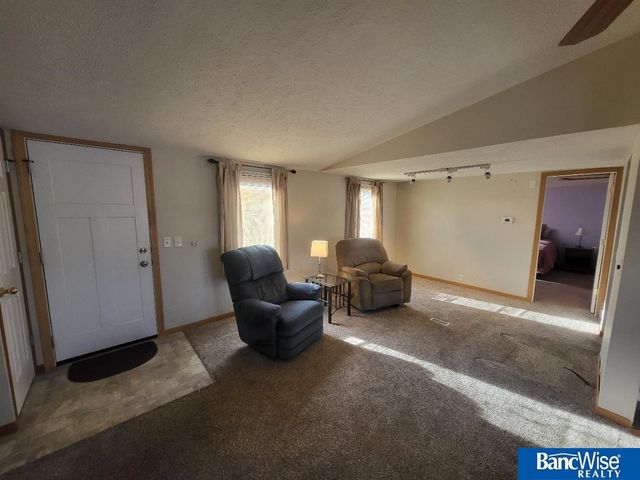 2220 W Laguna Road, Lincoln, NE 68522