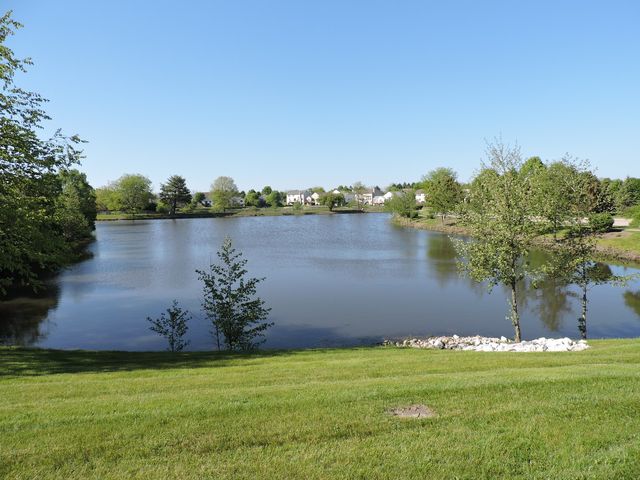 2906 Glenarye Drive, Lindenhurst, IL 60046