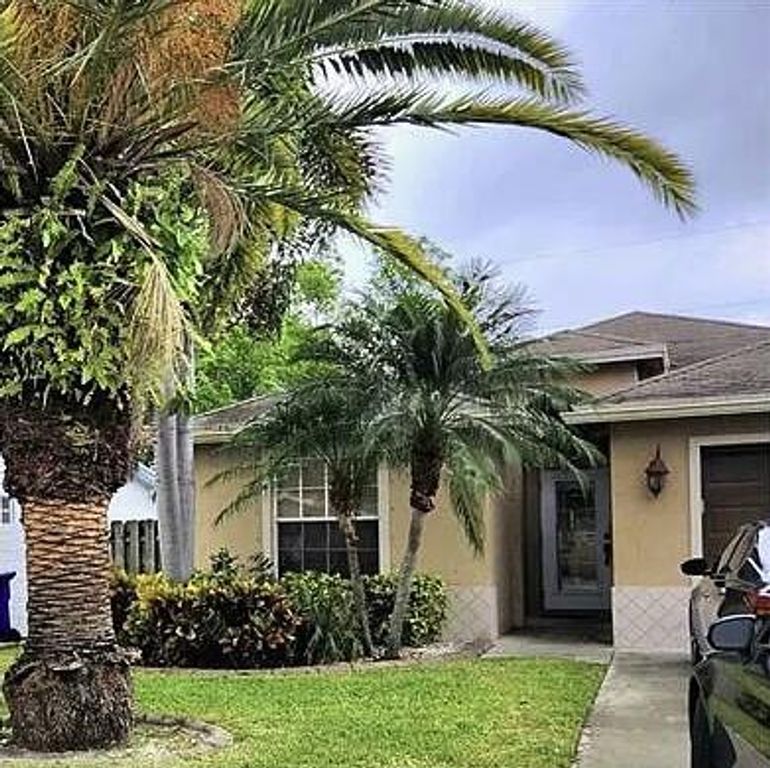 2241 NW 3rd Street, Pompano Beach, FL 33069