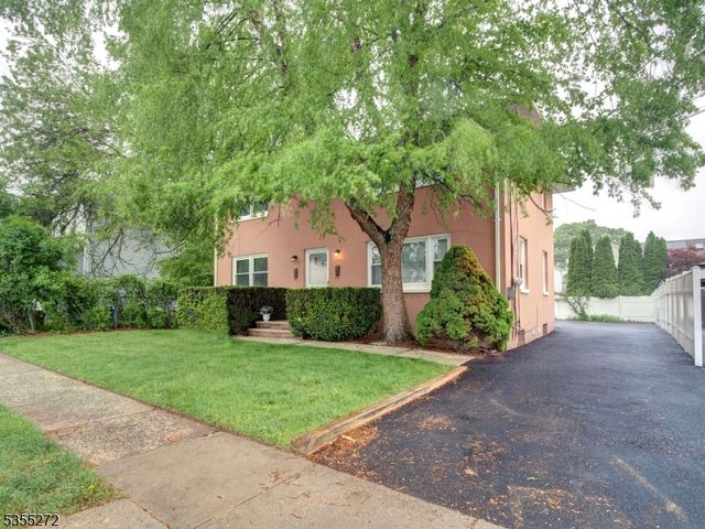 26 N 8Th St, Kenilworth Boro, NJ 07033