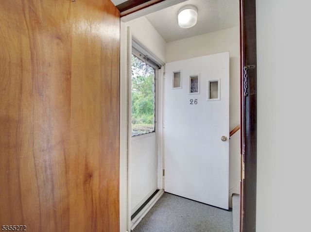 26 N 8Th St, Kenilworth Boro, NJ 07033