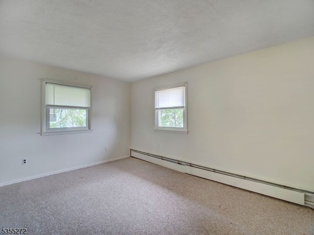 26 N 8Th St, Kenilworth Boro, NJ 07033