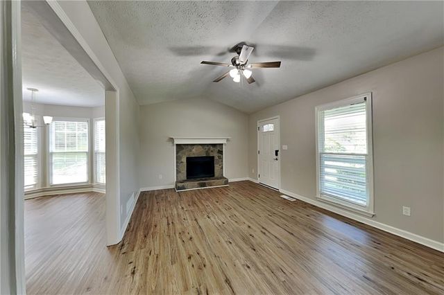 39 Fawn Trail, Hiram, GA 30141