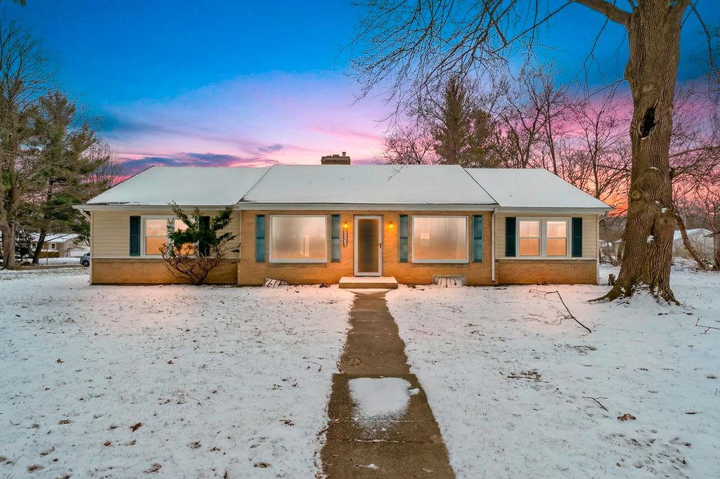 5043 Evans Street, Portage City, MI 49002