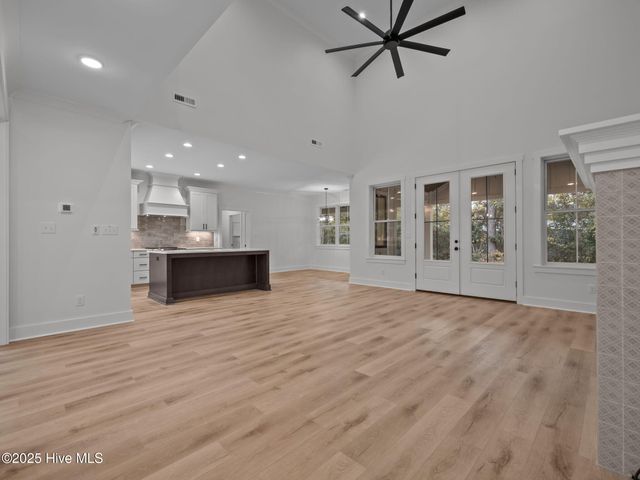 135 Indian Trail, Beaufort, NC 28516