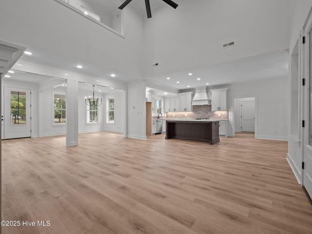 135 Indian Trail, Beaufort, NC 28516