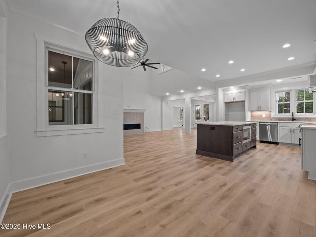 135 Indian Trail, Beaufort, NC 28516