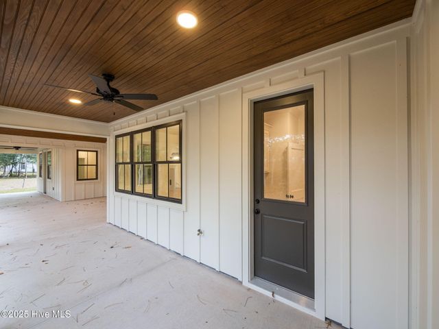 135 Indian Trail, Beaufort, NC 28516