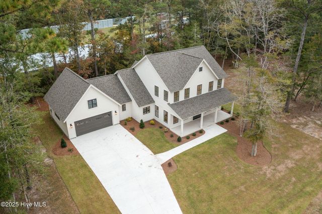 135 Indian Trail, Beaufort, NC 28516