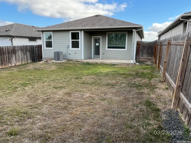 333 WILSHIRE RD, San Marcos, TX 78666