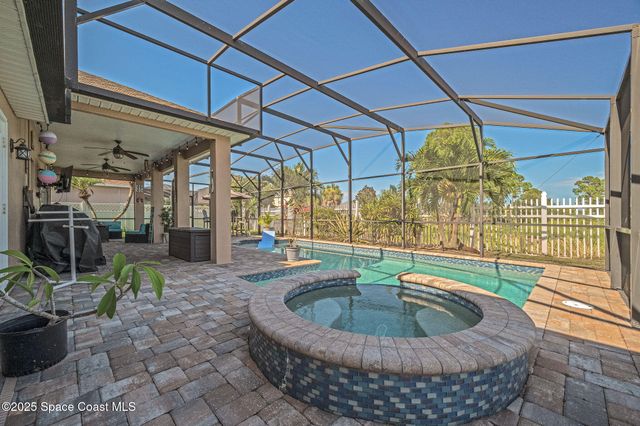 319 Brookcrest Circle, Rockledge, FL 32955