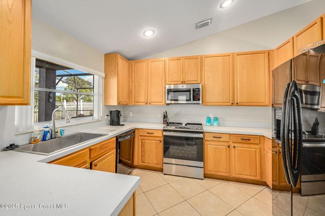 319 Brookcrest Circle, Rockledge, FL 32955