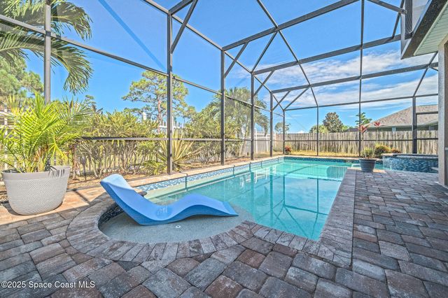 319 Brookcrest Circle, Rockledge, FL 32955