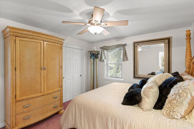 74 Kriswood Drive, Rossville, GA 30741