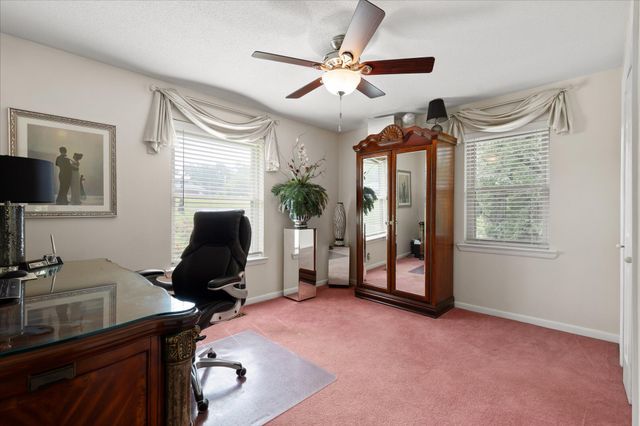 74 Kriswood Drive, Rossville, GA 30741