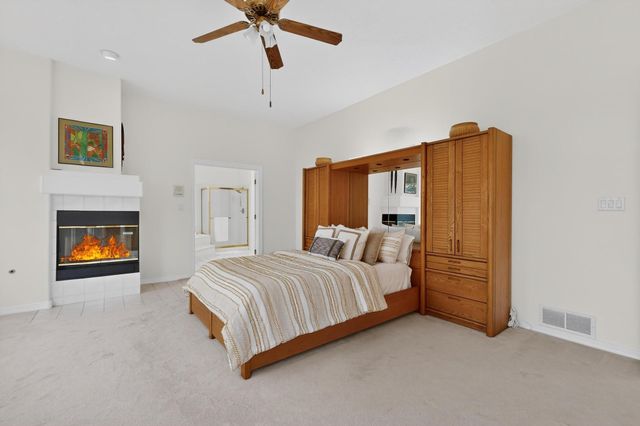 11209 Desert Classic Lane NE, Albuquerque, NM 87111