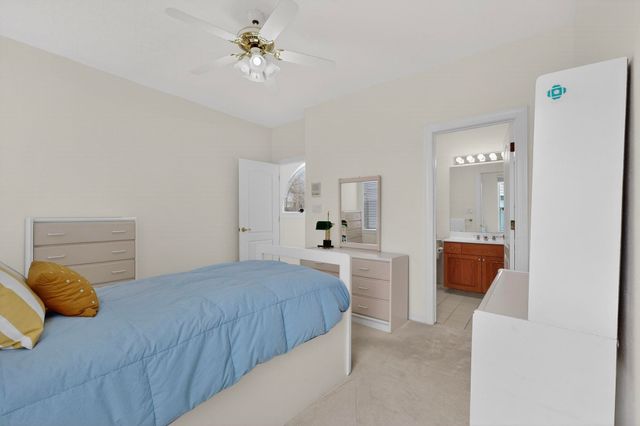 11209 Desert Classic Lane NE, Albuquerque, NM 87111