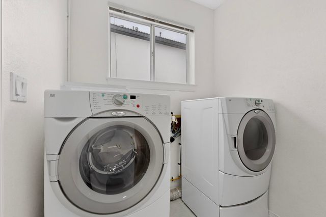 11209 Desert Classic Lane NE, Albuquerque, NM 87111