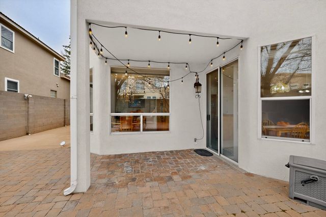 11209 Desert Classic Lane NE, Albuquerque, NM 87111