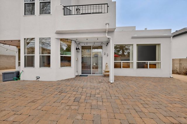 11209 Desert Classic Lane NE, Albuquerque, NM 87111