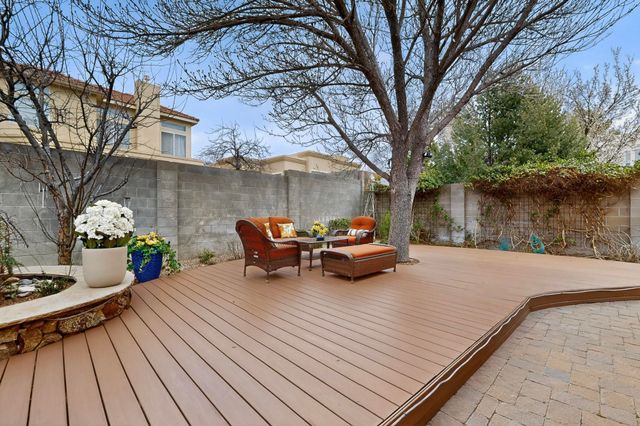 11209 Desert Classic Lane NE, Albuquerque, NM 87111