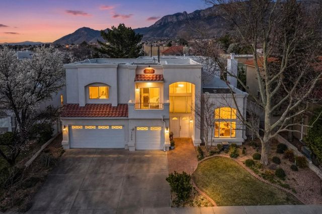 11209 Desert Classic Lane NE, Albuquerque, NM 87111