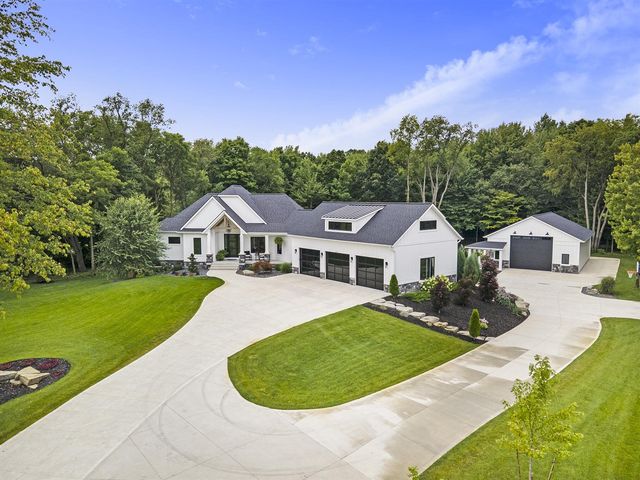 10894 Garfield Street A3, Coopersville, MI 49404