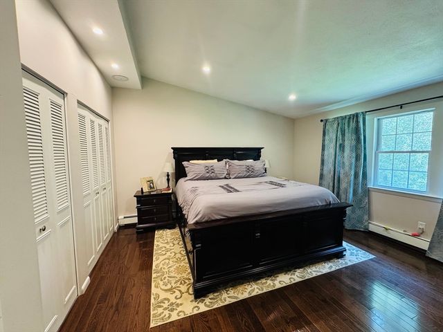 7 Thomas Dr, Framingham, MA 01701