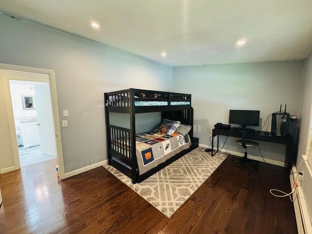 7 Thomas Dr, Framingham, MA 01701