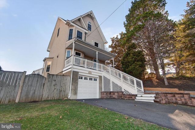 6409 SECOND ST, Alexandria, VA 22312