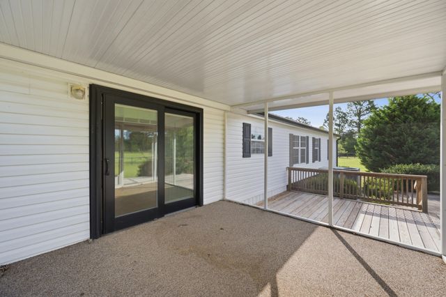 685 Centerwood Road, Williston, SC 29853