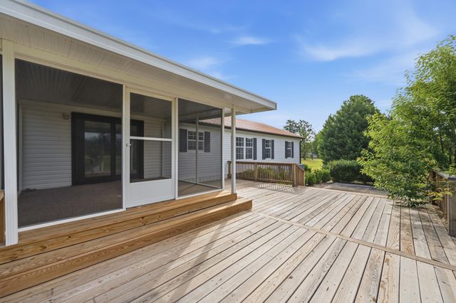 685 Centerwood Road, Williston, SC 29853