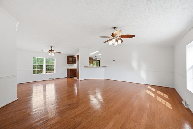 685 Centerwood Road, Williston, SC 29853