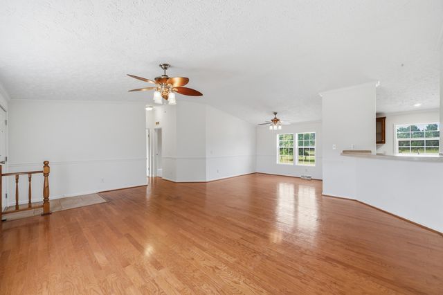 685 Centerwood Road, Williston, SC 29853