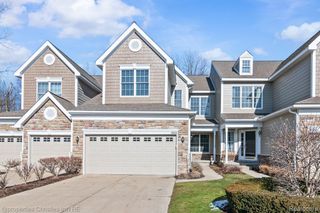 26328 Fieldstone Drive, Novi, MI 48374
