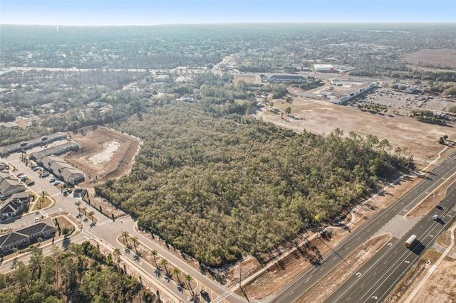 6414 COMMERCIAL WAY, Weeki Wachee, FL 34613