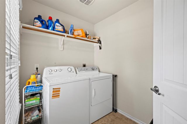 1707 Hickory Burl Lane, Conroe, TX 77301