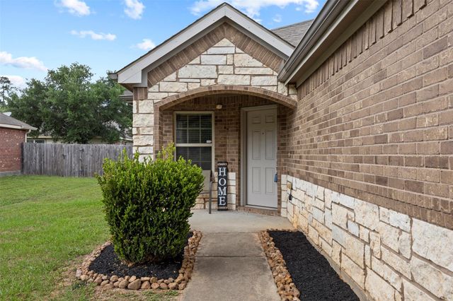 1707 Hickory Burl Lane, Conroe, TX 77301