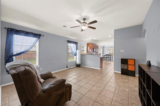 1707 Hickory Burl Lane, Conroe, TX 77301