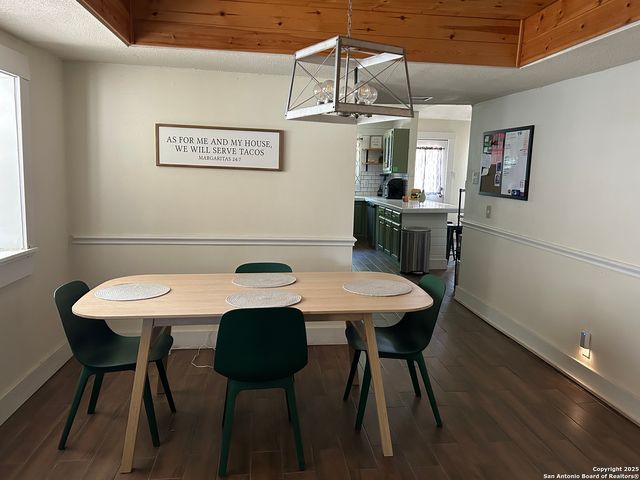 251 cliffwood, San Antonio, TX 78213